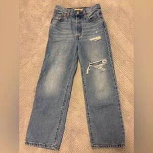 Levi’s Ribcage Straight Ankle distressed